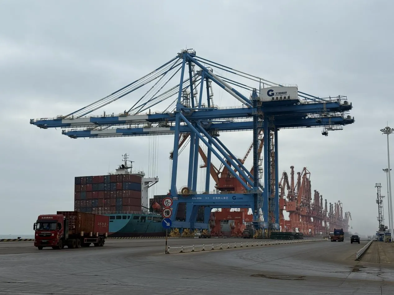 北部灣港前三季度集裝箱吞吐量穩(wěn)健增長(zhǎng)，打造高效益物流新通道